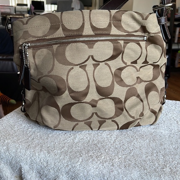 Coach purse-Brown and tan - Picture 3 of 11